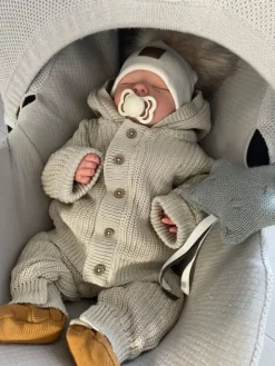 Baby's Only - neulehuppari vauvalle, Warm Linen