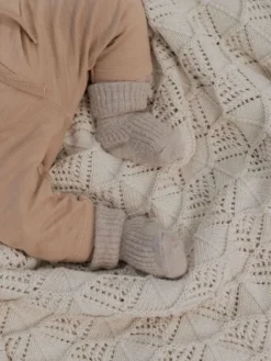 BIBS - Wavy vauvan torkkupeitto, tumma beige
