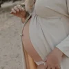 Bola raskauskoru – Merkityksellinen odotusajan koru, Sofie Gold Feet