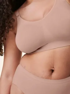 BRAVADO - imetysliivit body silk seamless - Cameo