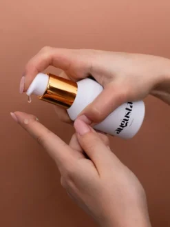 Comfort Glide Gel liukuvoide 100 ml – Hellävarainen ja vesipohjainen liukuvoide herkälle iholle