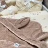 Huppupyyhe lapselle, pupunkorva warm taupe