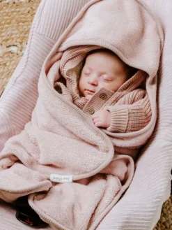 Hupullinen vauvan peitto jossa puntit, Cozy warm linen