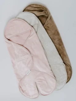 Hupullinen vauvan peitto jossa puntit, Cozy old pink