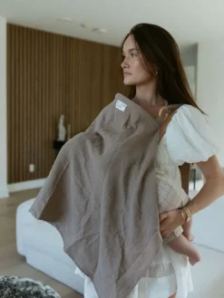 Imetyssuoja katseilta suojaamiseen, Pale Taupe Beige