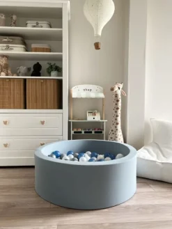 Pehmeä pallomeri + pallot (valitse värit), dusty blue