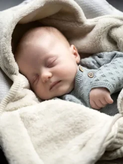 Sierra lämpöpussi vauvan turvakaukaloon 0+ – Warm linen