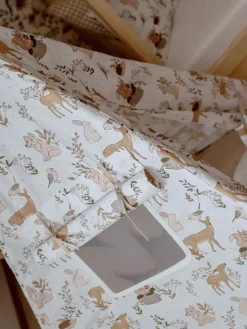 Tiipii teltta lapsille ja matolla, Forest Friends