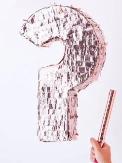 Vauvan sukupuolen paljastava Pinata